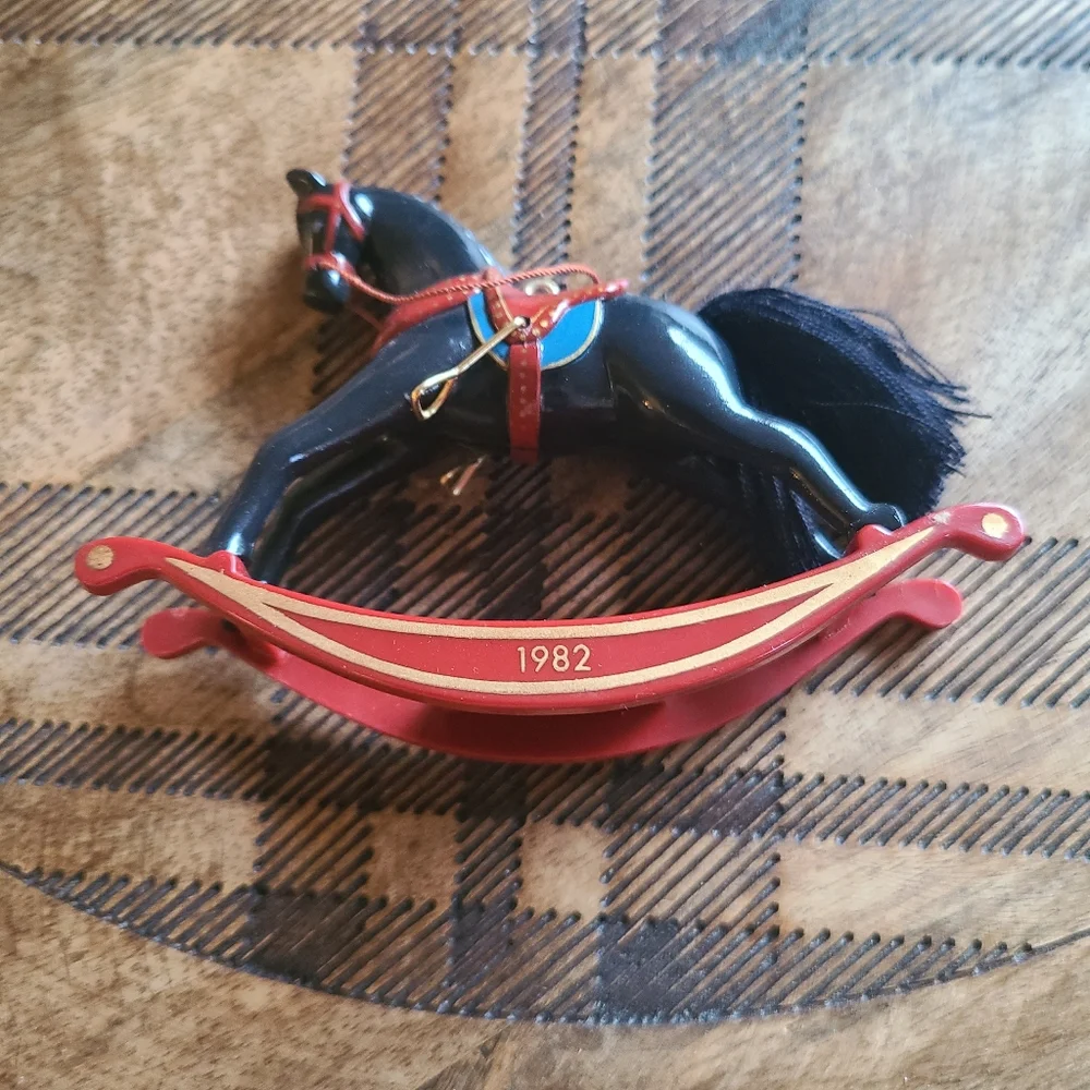 Hallmark 1982 keepsake